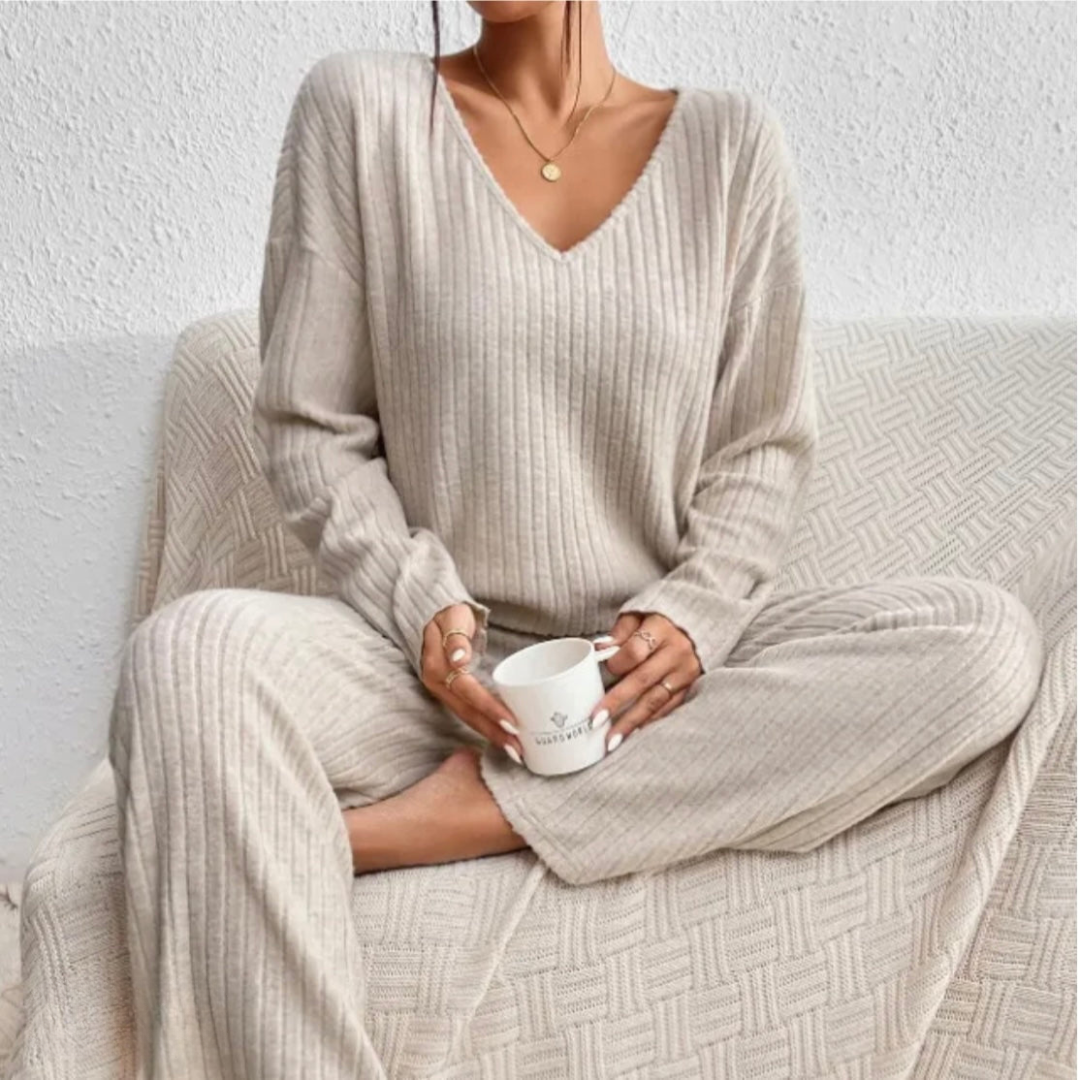 KAITHLYN | KNUSSE LOUNGEWEAR SET