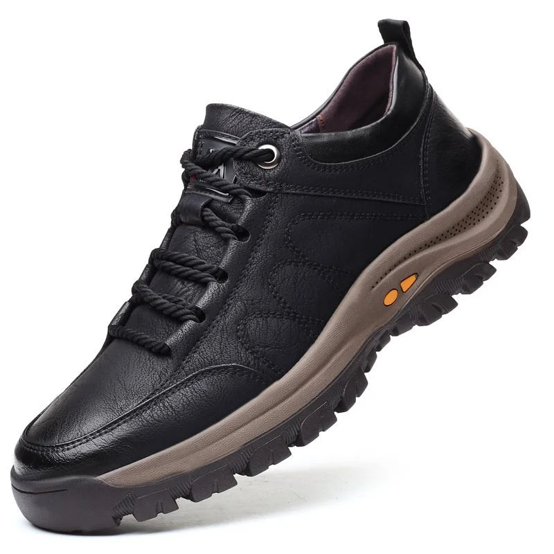 LUCA | ONVERWOESTBARE GRIP WANDELSCHOENEN